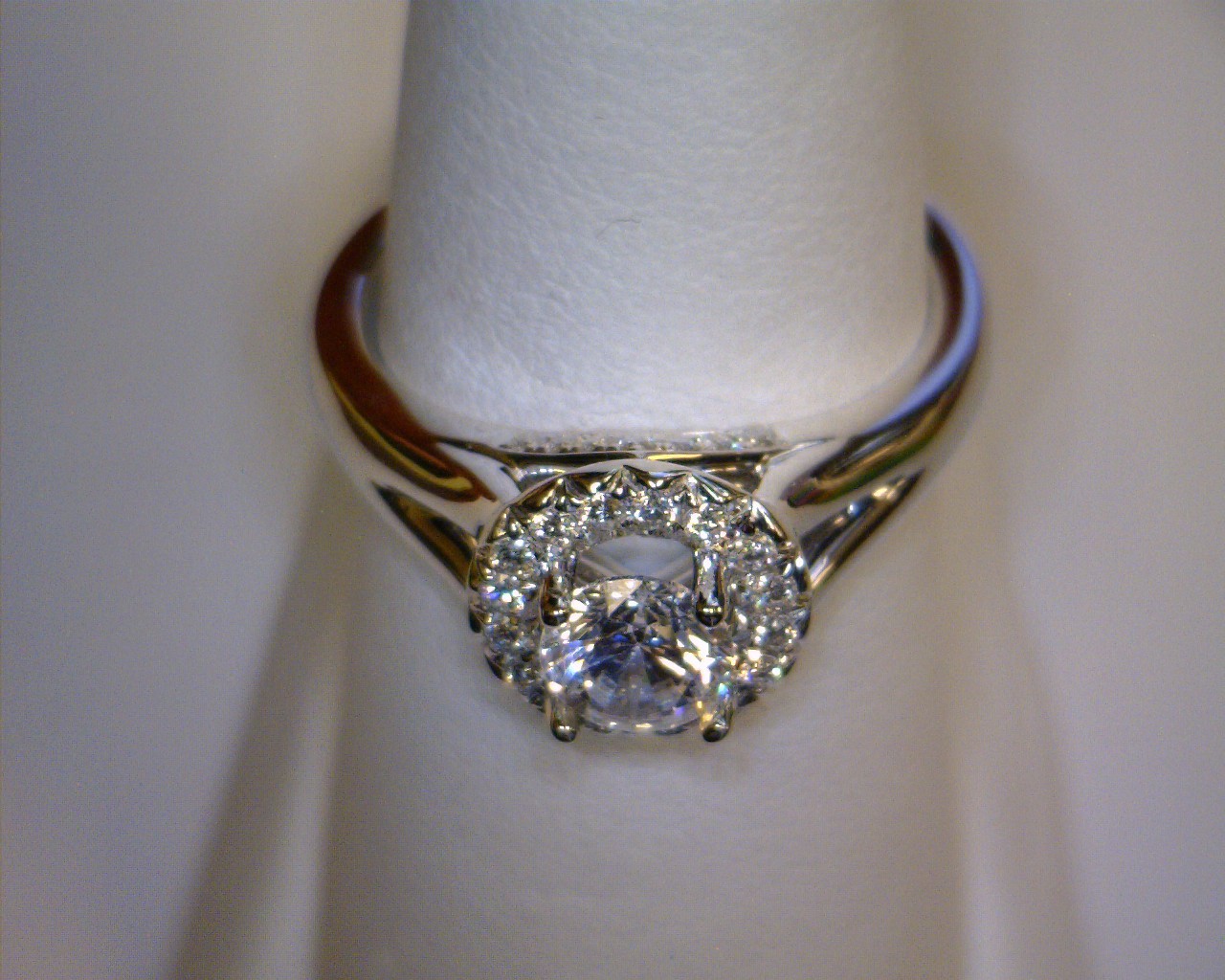 white gold engagement ring set        <h3 class=